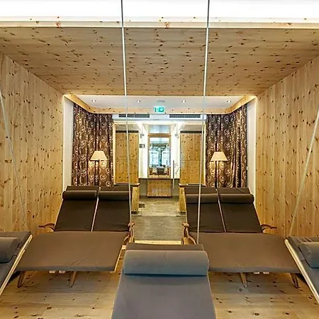 Zur Post Hotel 3*
