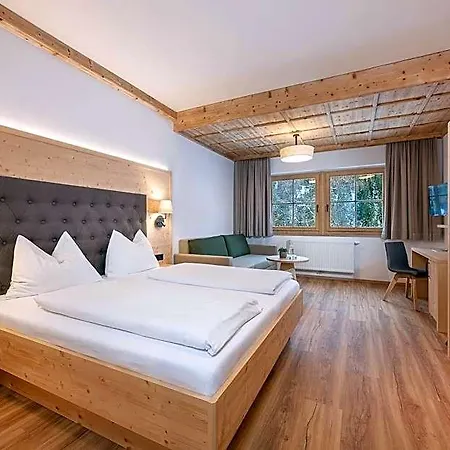 Hotel Zur Post 3*