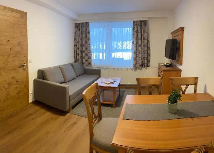 Zur Post Hotel 3*