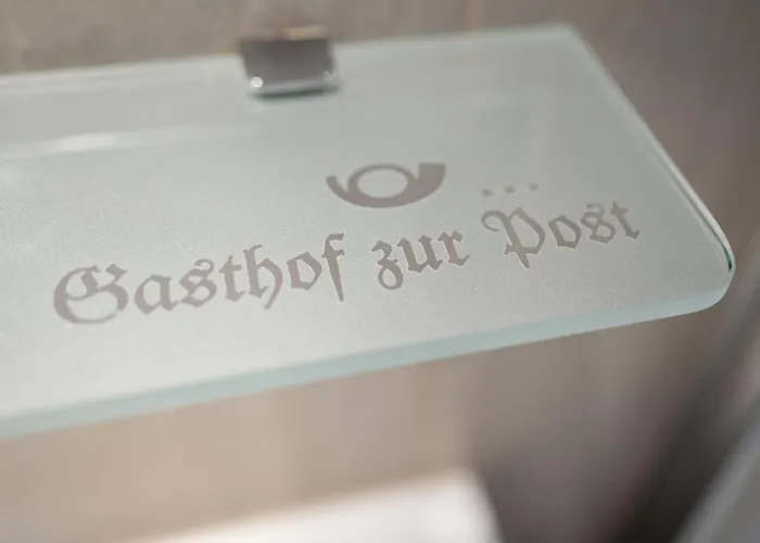 Hotel Zur Post 3*